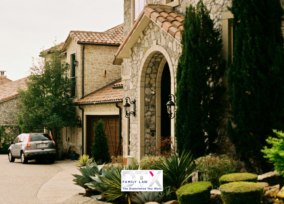 Who-Gets-to-Stay-in-the-Marital-Home-during-a-Divorce